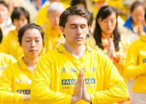 ‘4·25’: 세 명의 서양 전문가가 바라본 진리의 힘